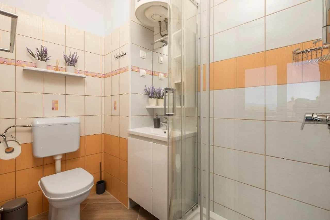 My Way Room, Parking, Sea View, Terrace Fiume 0*,